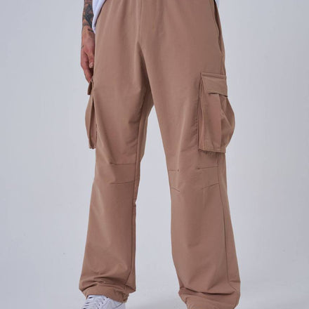 Relaxed Cargos