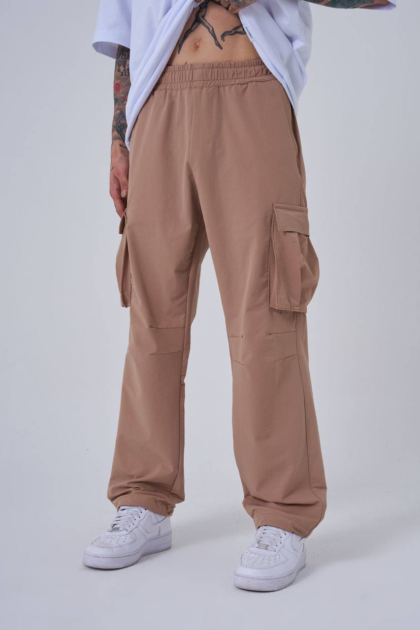 Relaxed Cargos